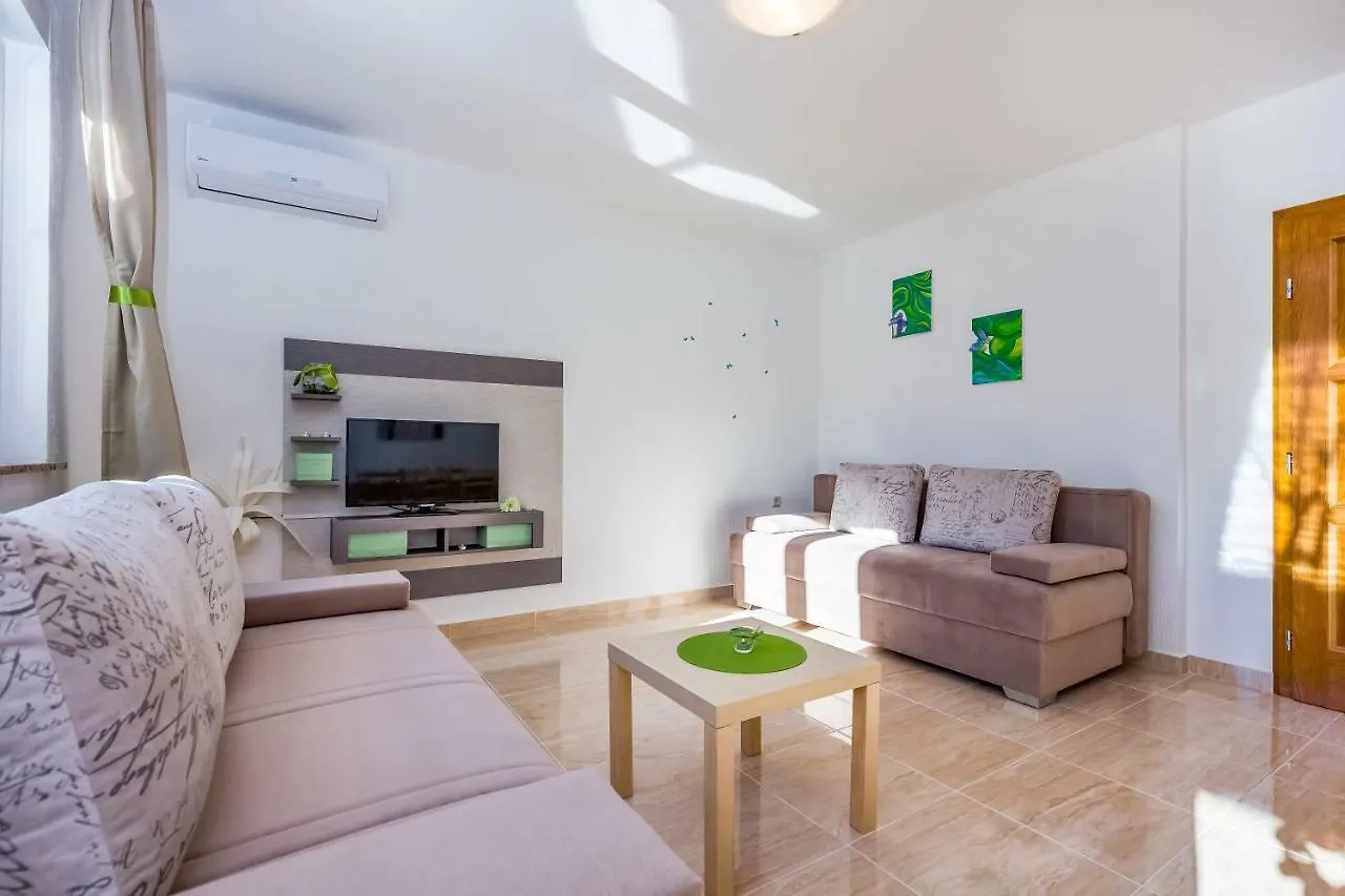 Villa Chiara Dramalj 0*,